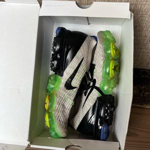 Nike Air Vapormax Flyknit 3 Size: Mens 10